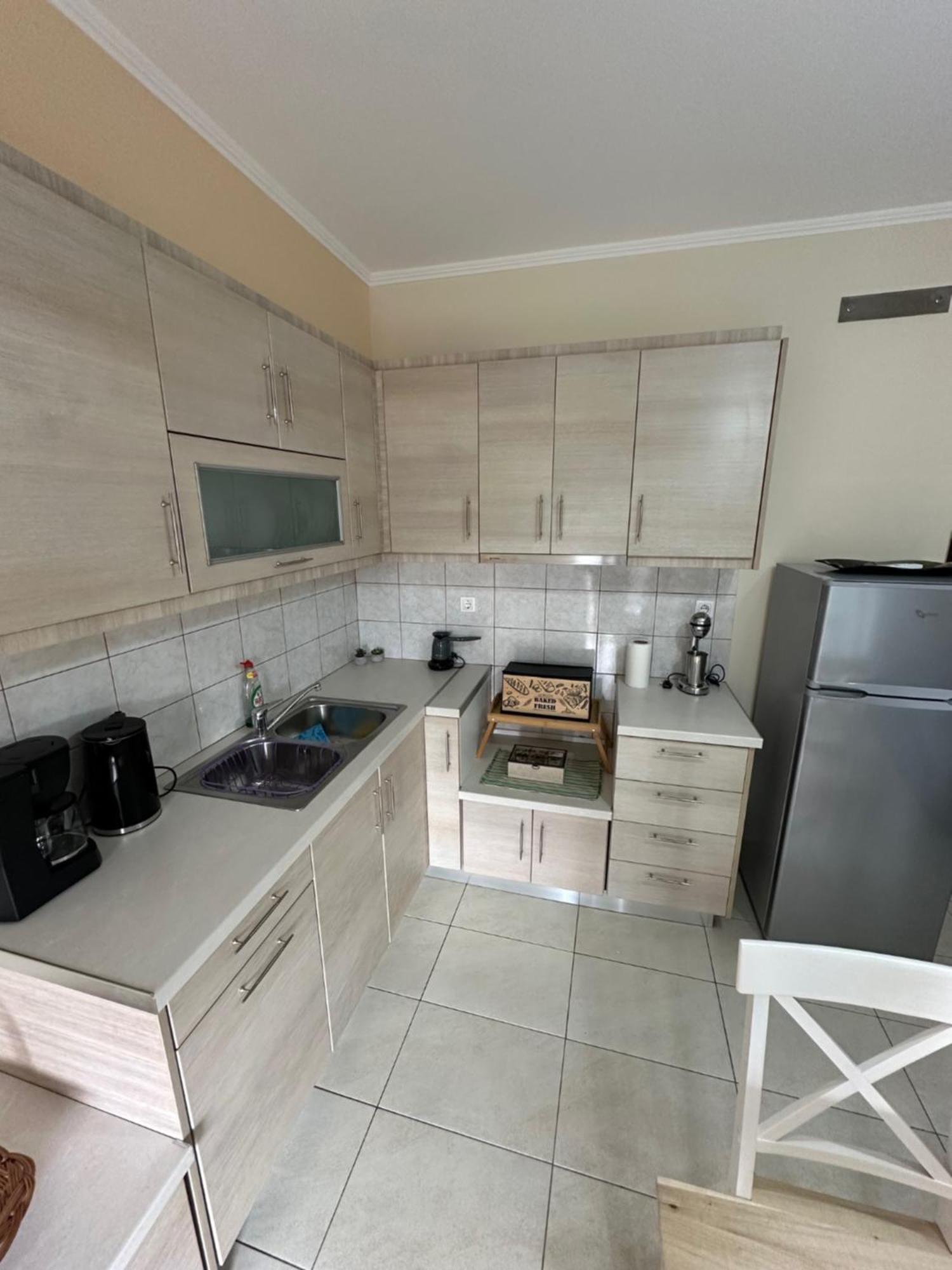 R Apartment 나프팍토스 외부 사진
